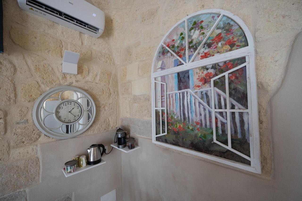 B&B Talino Trani Bagian luar foto